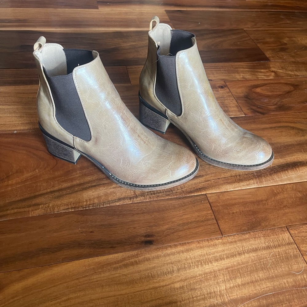 Maurice’s booties